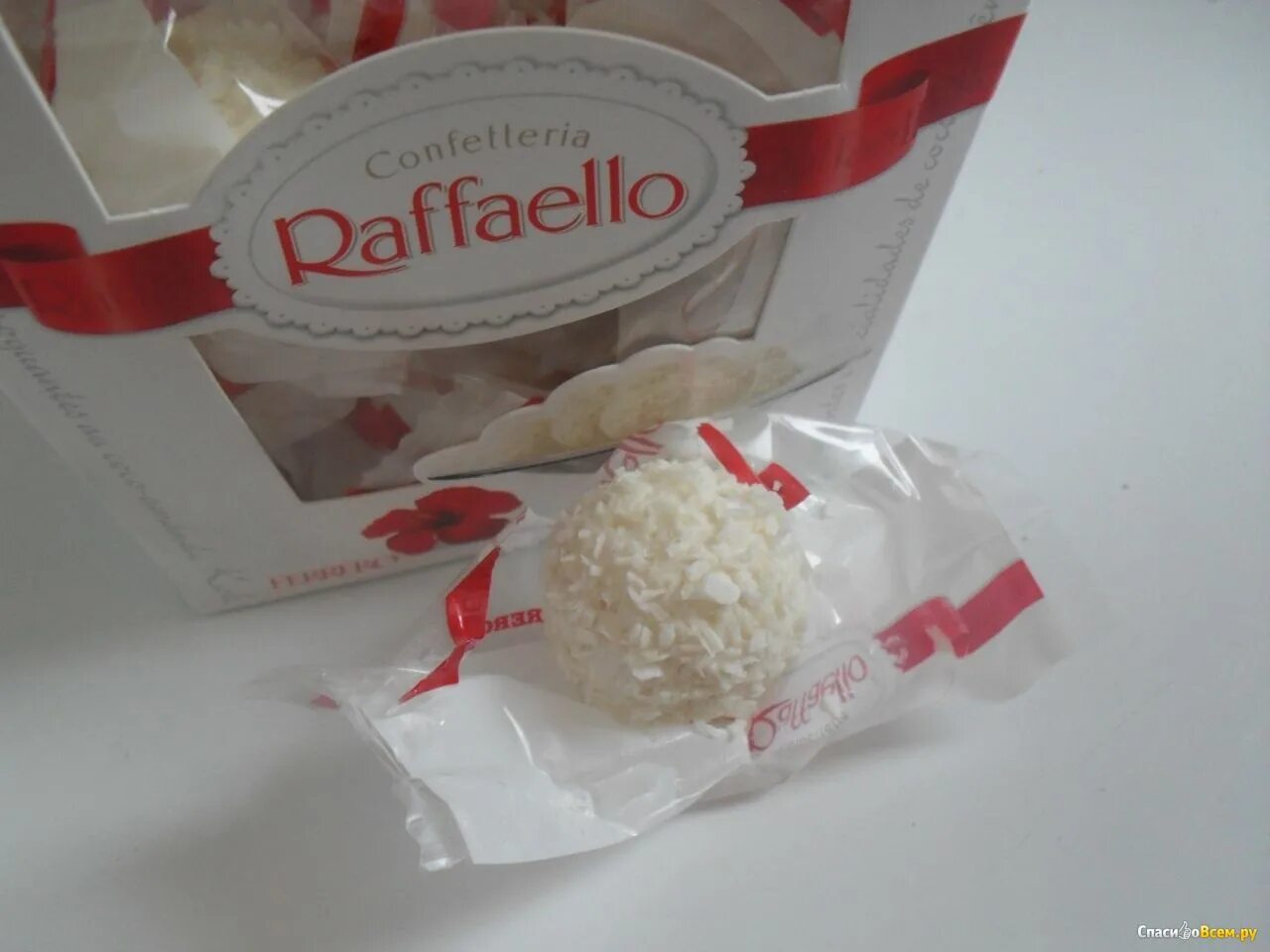 Отзыв о Конфеты Ferrero Raffaello Стоит себя побаловать