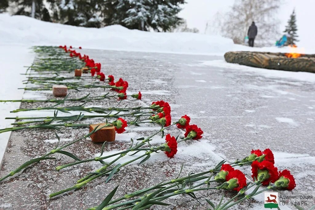 День памяти прорыва блокады. Снятие блокады Ленинграда. 27 Января день снятия блокады Ленинграда. Прорыв блокады Ленинграда радость. Прорыв блокады Ленинграда фон.