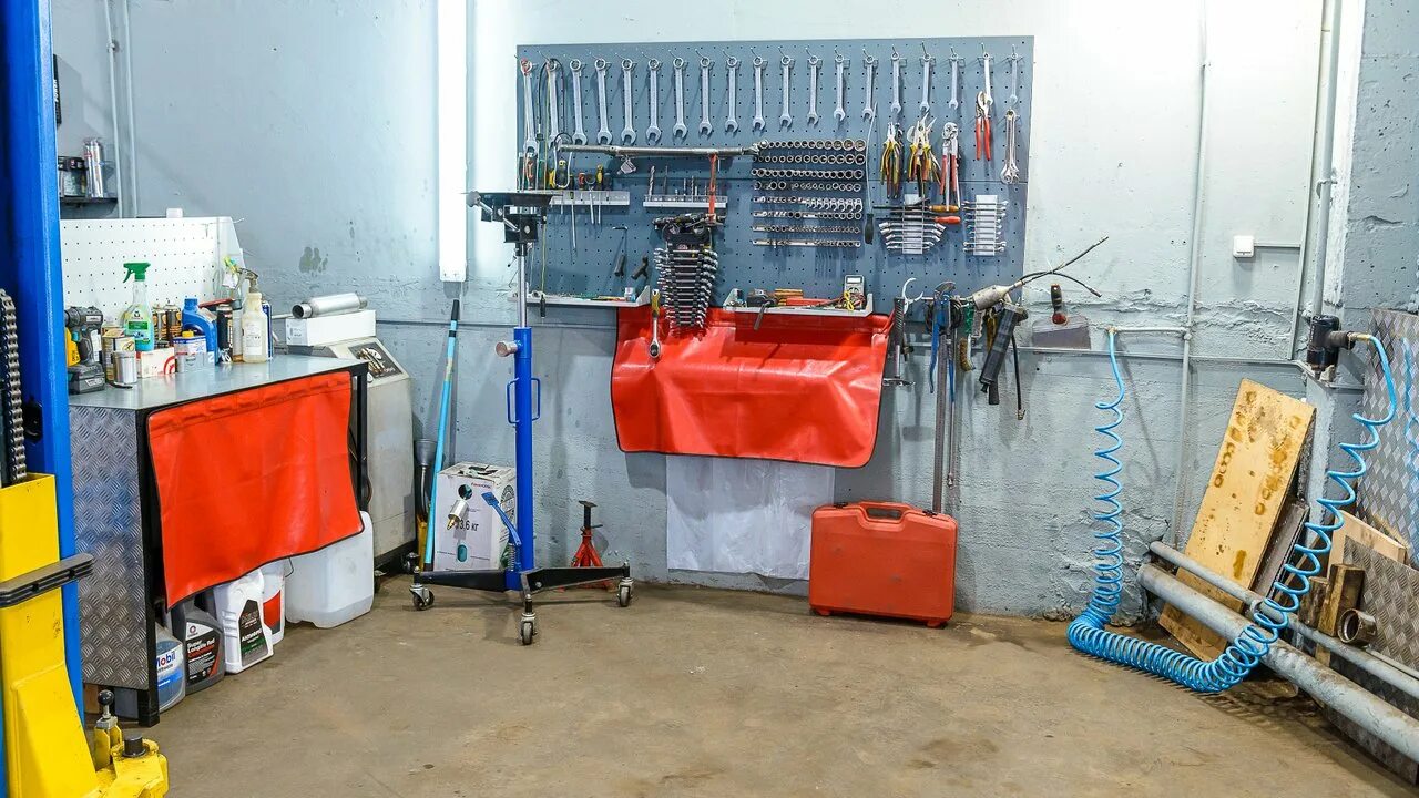 Автомастер на автосервисе. Киа моторс пенза. Ул ульяновская пенза на карте. Автомастер трейд. Сто автомастер ялта.