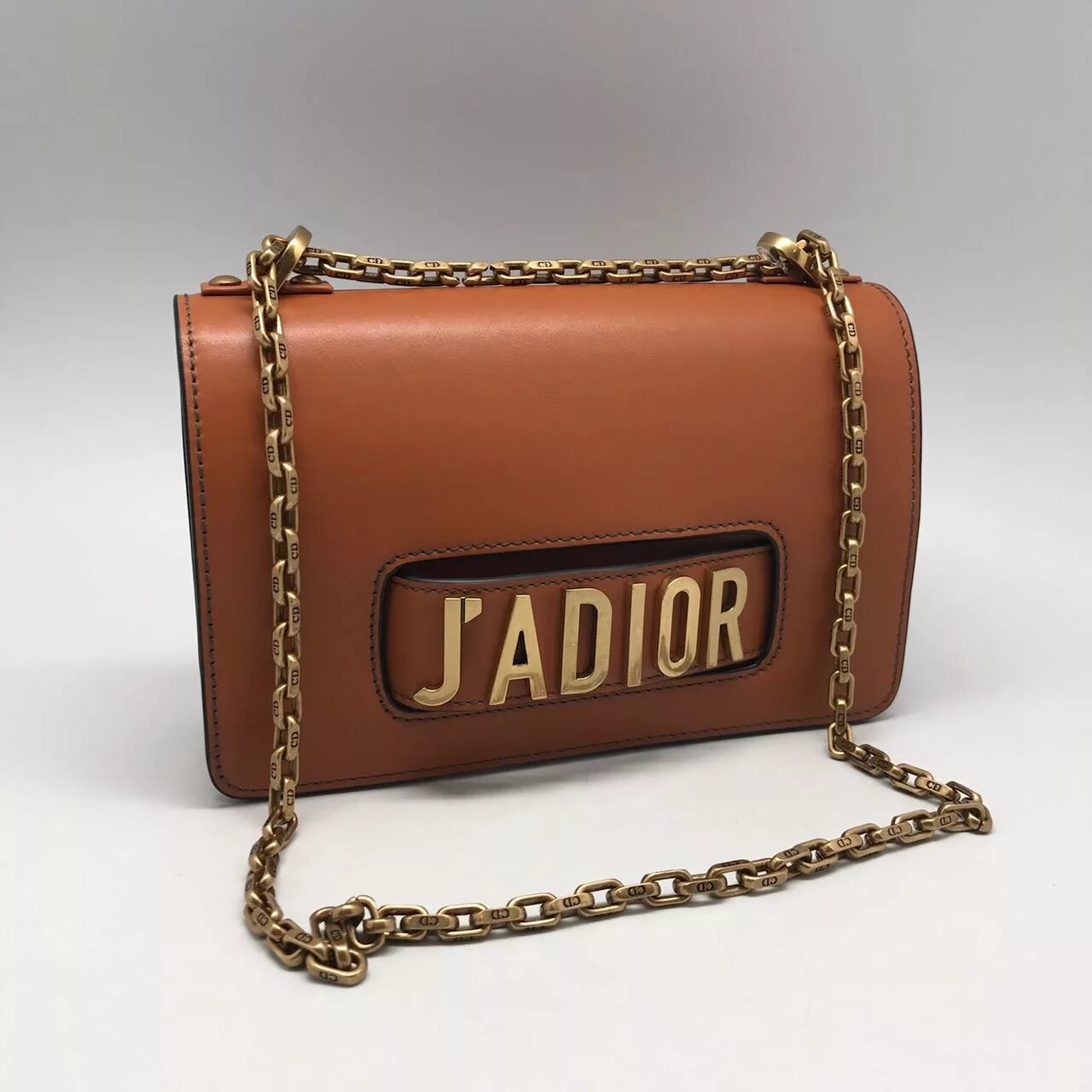 Купить сумку оригинал в интернет магазине. JADIOR сумка. Сумка Dior Jadore. Сумка Кристиан диор. Christian Dior сумка Jadore.