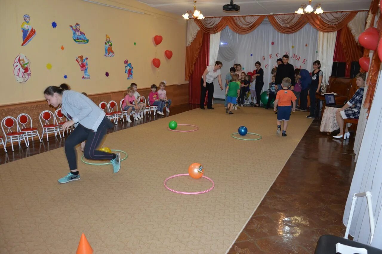 Детские сады алатырь 90 года. Голубое садик теремок. Детский сад 57 фрунзенского района. Теремок алатырь. Сысерть сад теремок.