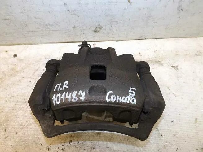 Hyundai sonata суппорт заднего фонаря. Скоба суппорта соната тагаз 2. Суппорта хендай соната тагаз. Задние суппорта соната тагаз. Суппорт левый соната тагаз.