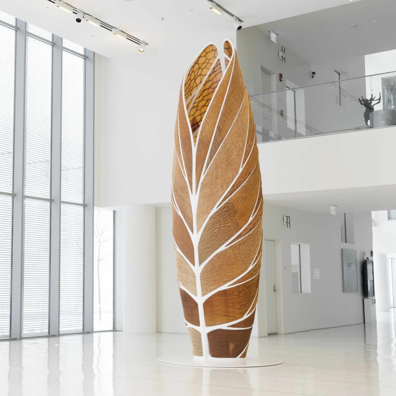 Бионика стиль в интерьере. Аквариум логотип. Биотек / бионическая, органическая архитектура. Methylcare metagenics. Biodesign logo.