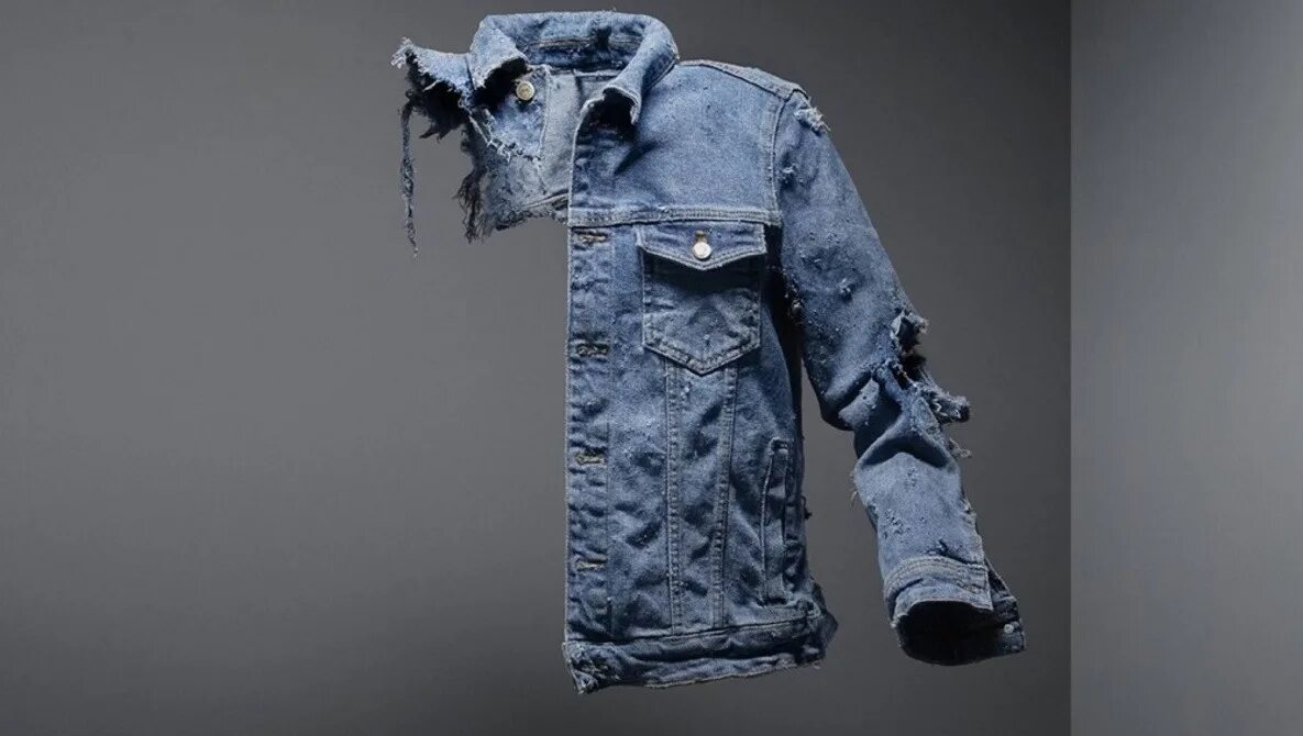 Старая рваная одежда. Старая рваная одежда. Дырявая одежда мода. Рваная майка. Рваные вещи.