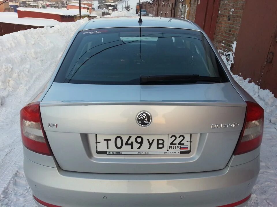 Škoda octavia tour 2008 спойлер. Octavia tour спойлер. Спойлер skoda octavia tour. Лип спойлер шкода а5. Спойлер на тур.