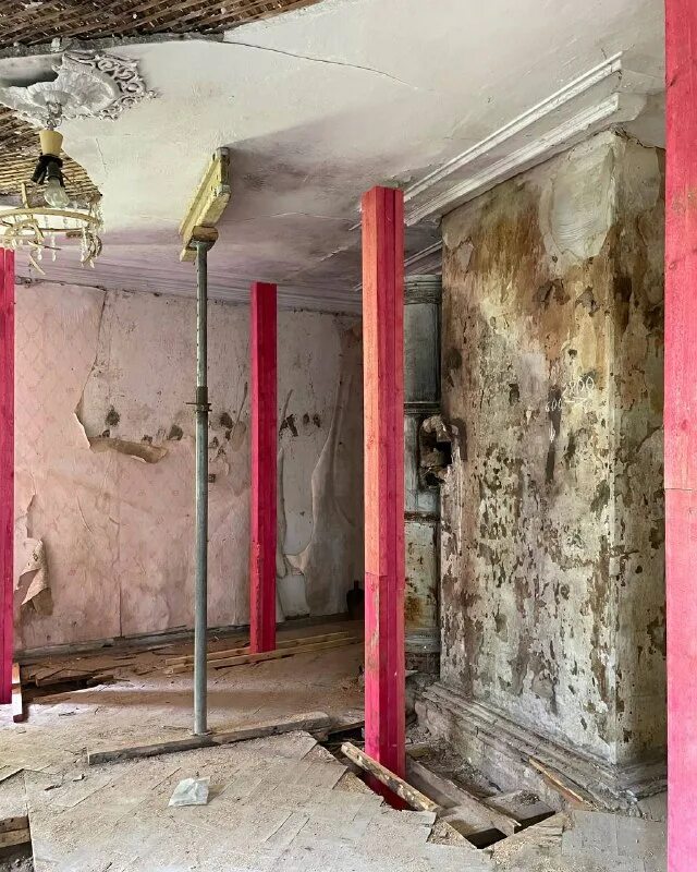 бункер norad. бункер горы шайенн внутри. подземный бункер. дворец ольденбургских подвал. заливной бетон.