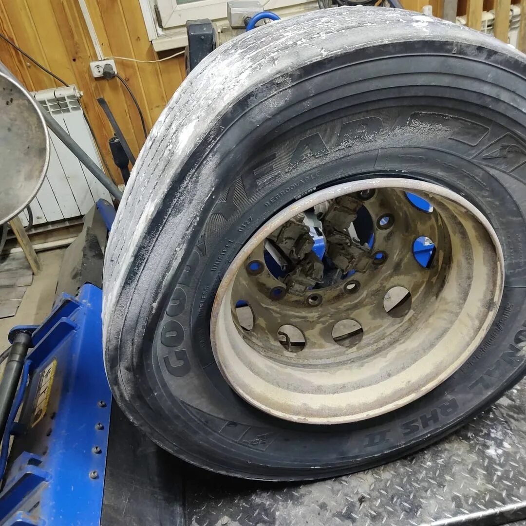 Шиномонтаж нижний новгород автозаводский район. Размеры шины кама для зил. Шиномонтаж вулкан. Автосервис мобил 1 мурманск. Шиномонтаж новгородский проспект.