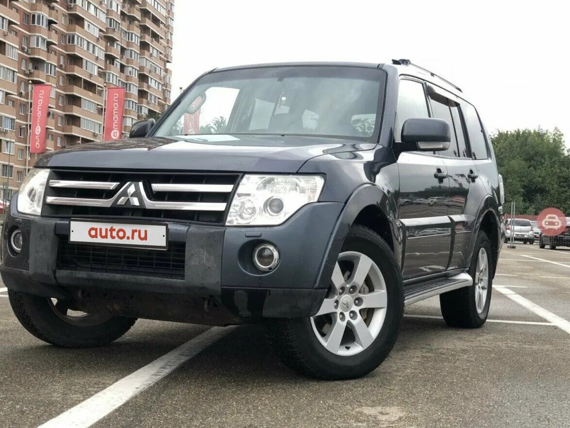 Mitsubishi pajero 3 бензин. Митсубиси Паджеро 4 2008. Mitsubishi Pajero 2008. Pajero 4 2008. Мицубиси Паджеро 4 3.8.