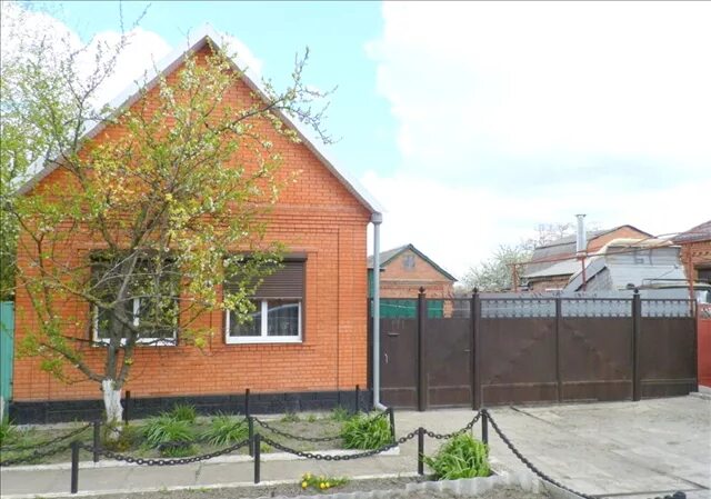 бесплатные объявления батайск. старые двухэтажные дома. бесплатные объявления батайск. бесплатные объявления батайск. батайск койсуг улица цимлянская.