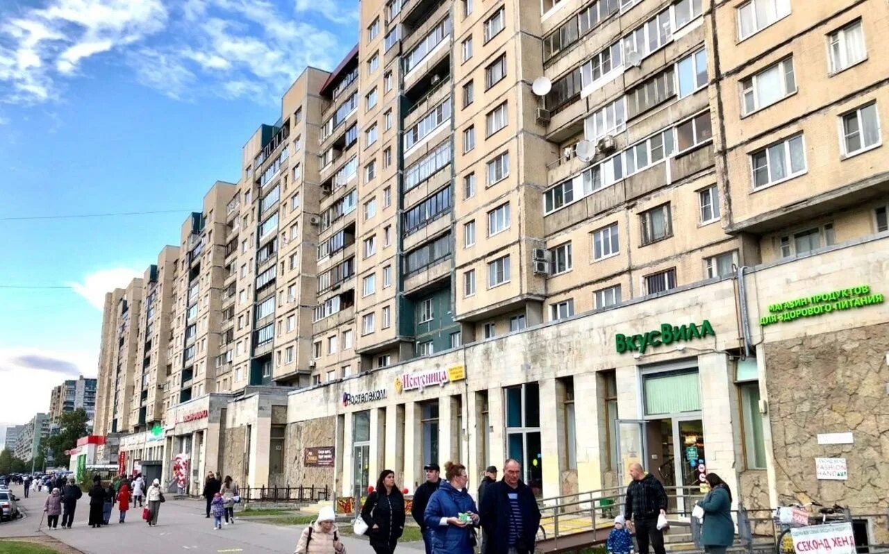 Индустриальный проспект 27. Индустриальный проспект дом 27. Компьютерный мир магазин. Индустриальный проспект дом 27. Индустриальный проспект 70.