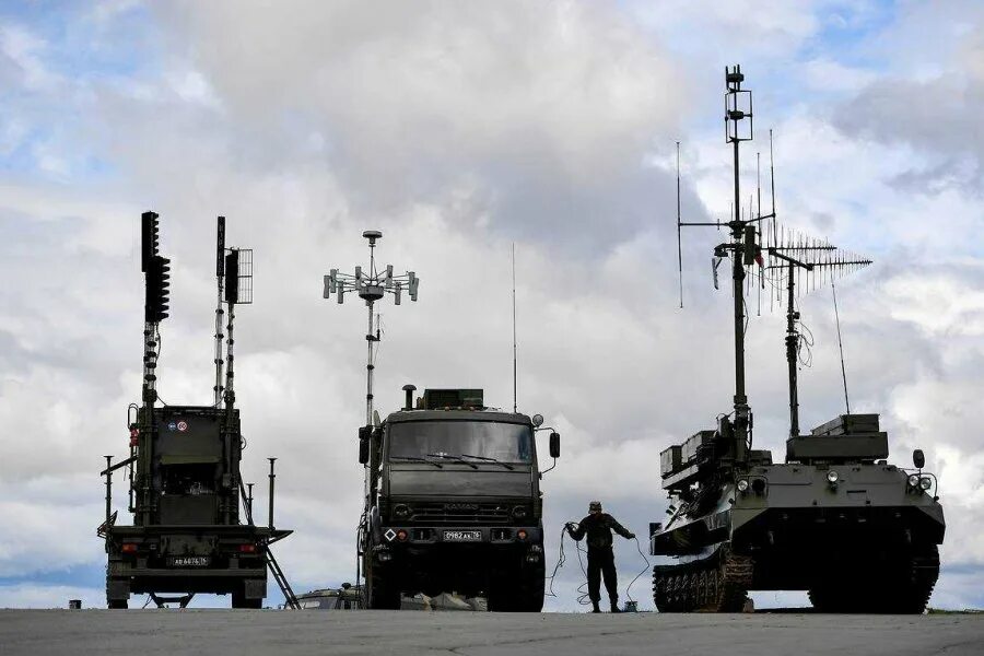 Бастион комплекс рлс. Лазерная система обнаружения бпла. Автономные боевые действия. Автономные боевые действия. Автономные боевые действия.