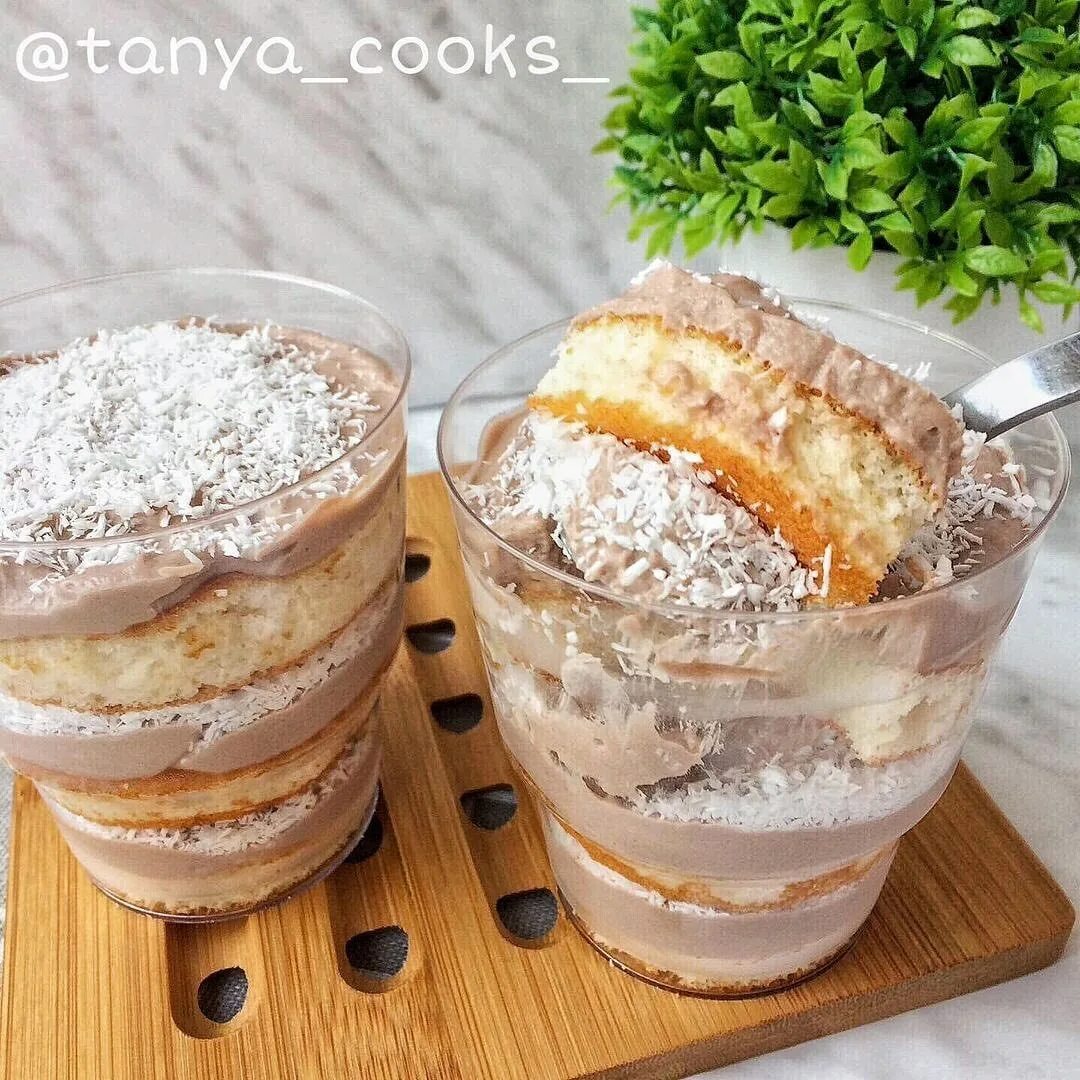 Рафаэлло с кокосовой стружкой. Раф десерты. Семена чиа в молоке. Кокосовый пп десерт. Кокосовый пп десерт.