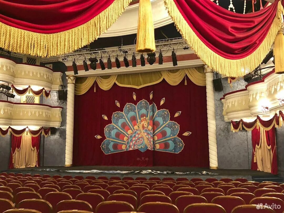 театр кукол красноярск зрительный зал. театр кукол экият зал. театр кукол экият казань внутри. зал кукольного театра. областной театр кукол в новосибирске зал.