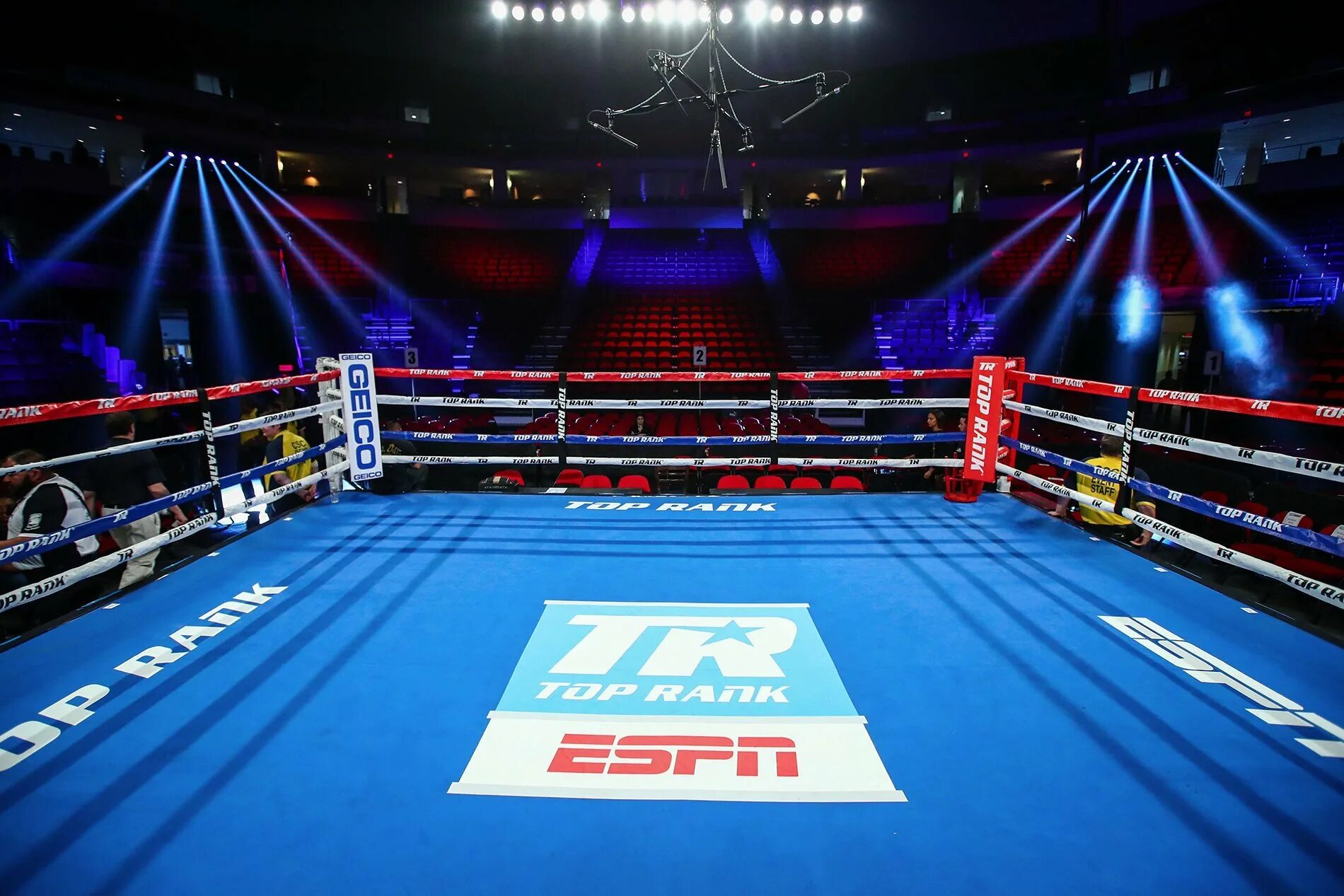 Boxing stadium. Бойцовский ринг юфс. Боксерский ринг MGM Grand. Фон ринга юфс. Арена юфс.