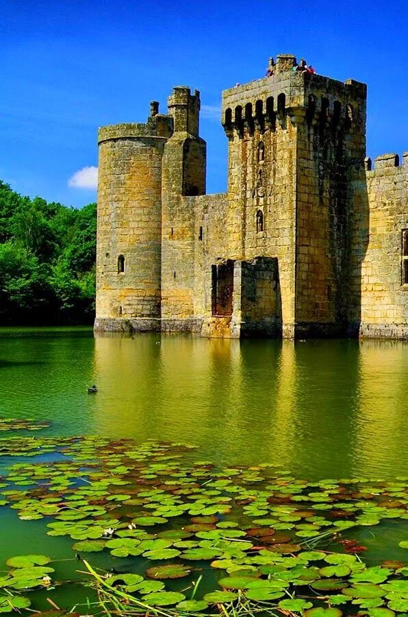 100 castles