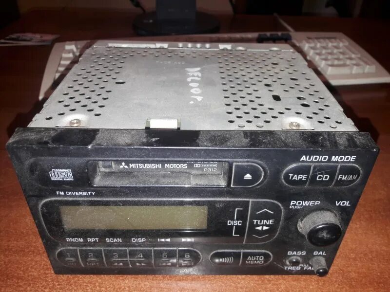 Delica d 5 андроид магнитола. Магнитола delica l400. Магнитола андроид mitsubishi delica d5 2007 - 2009. Штатный монитор space gear. 2din магнитола для delica d5.