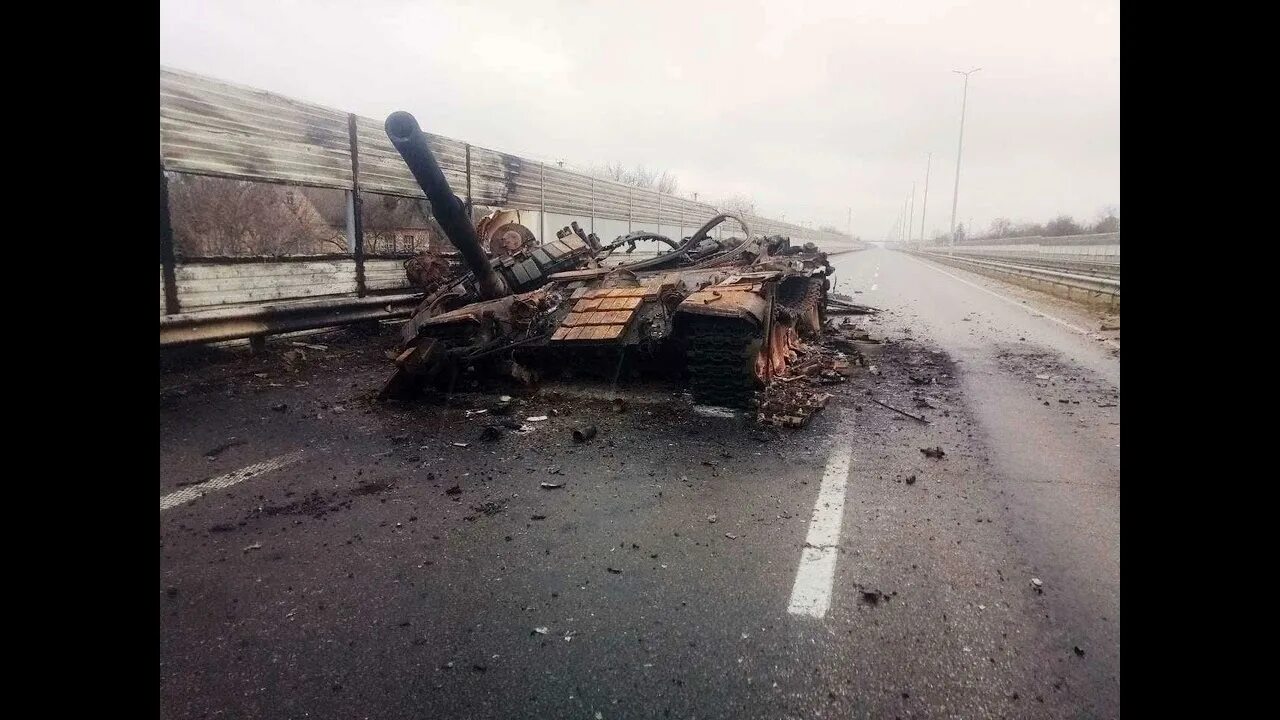 Где подбили колонну. Колонна бронетехники. Где подбили колонну. Где подбили колонну. Где подбили колонну.