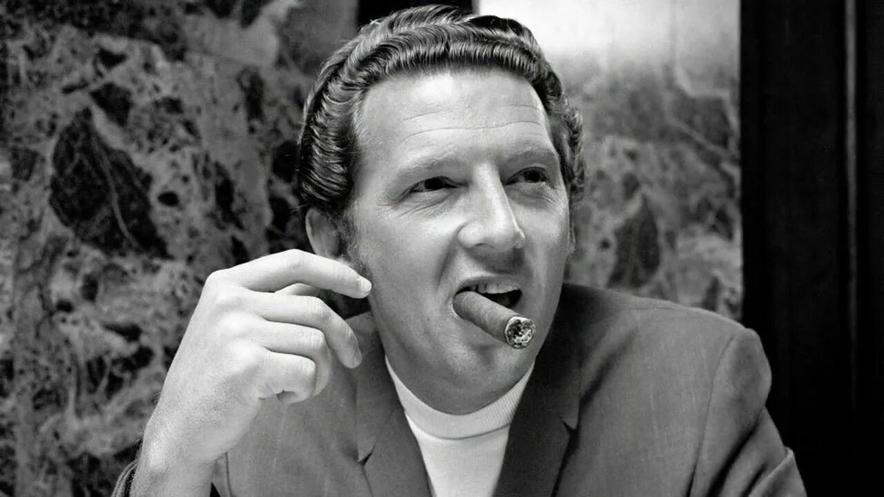 Джерри ли льюис лучшие. Jerry lee lewis. jerry lee lewis молодой. джерри льюис комик. джерри льюис молодой.
