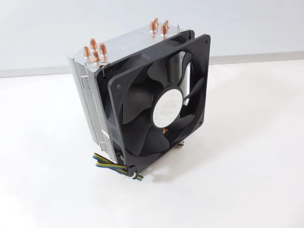 Кулер плюс. Cooler Master 212 Plus. Кулер для процессора Cooler Master Hyper 212. Cooler Master кулер ам3. Coolermaster Hyper 212 Plus.