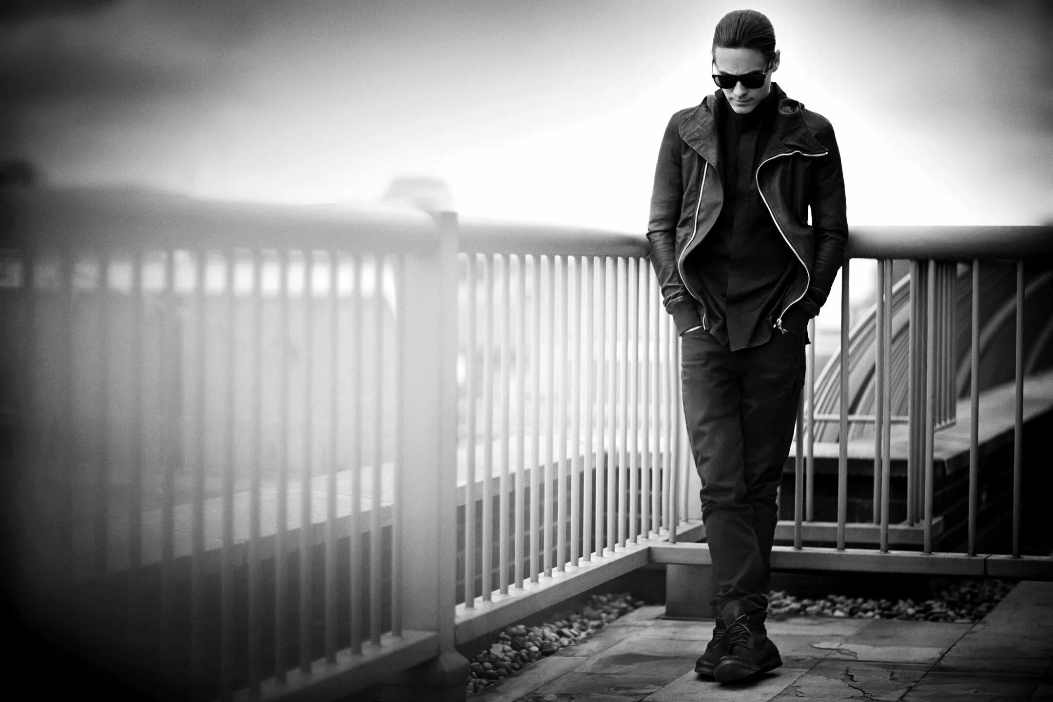 Фото парней на аву черно. Джаред лето. jared leto чб. джаред лето черно белое фото. картинки на аву для пацанов со смыслом.