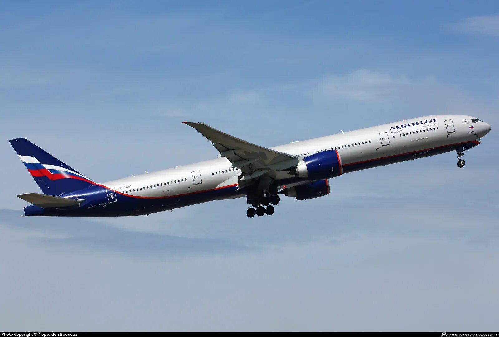 Su 1706 москва владивосток. Su 1706. самолет аэрофлот. боинг 777 smartavia. самолёт ту 154 аэрофлот.