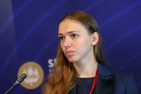 Почему ушла разуваева