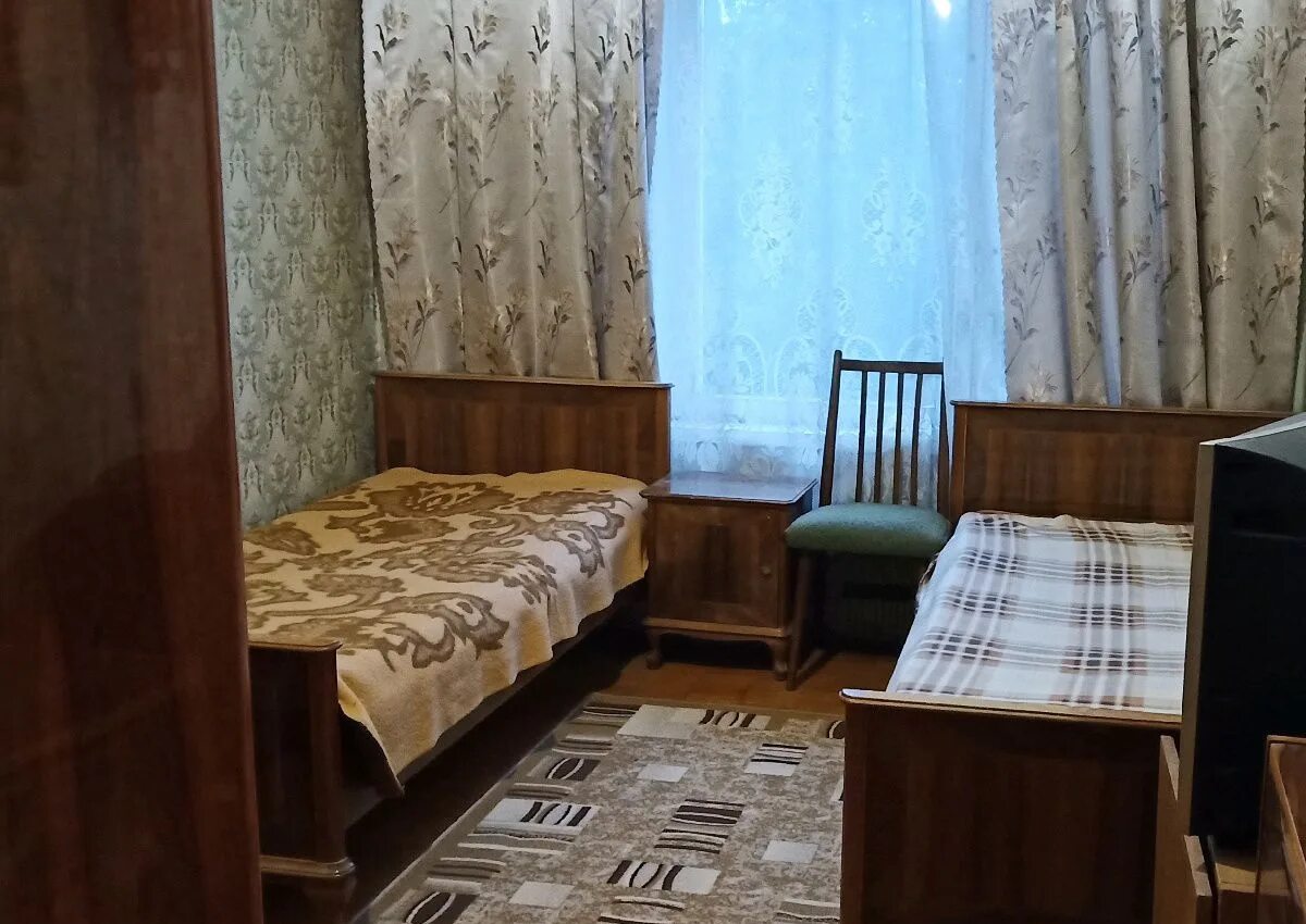 Снять комнату кольцевая 8 балашиха. Комната хозяина. Комната бабушкин вариант. Сниму комнату длительно балашиха. Комната циан.