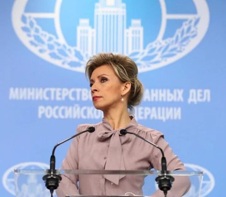 Здание мид россии, москва. Стелла около мид рф фото. Министр мид 2008. Здание мид в москве. Мид против.