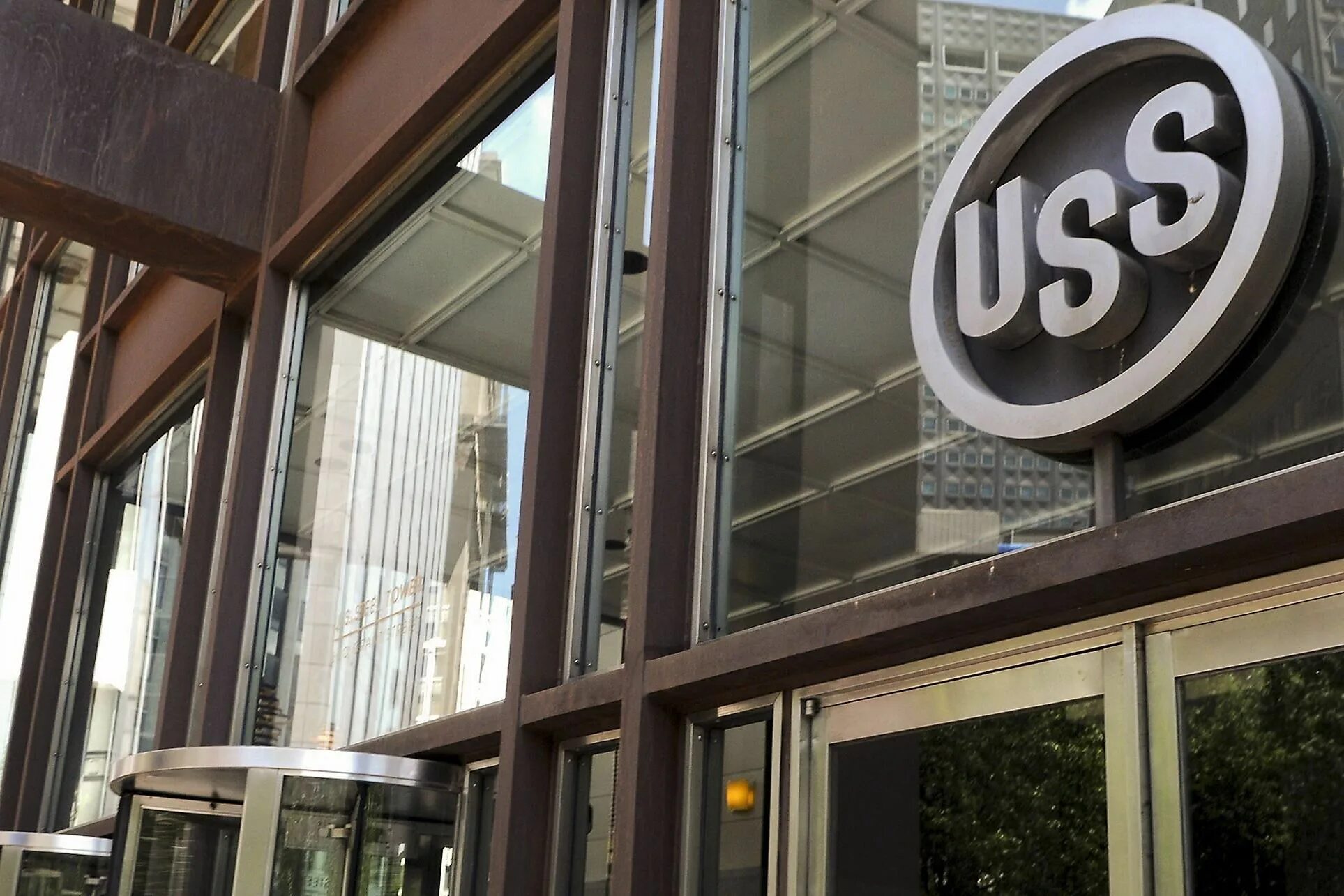 United steel. United states steel corporation основатель. Металлургический комбинат сша. Юнайтед стейтс стил корпорейшн. Steel логотип.