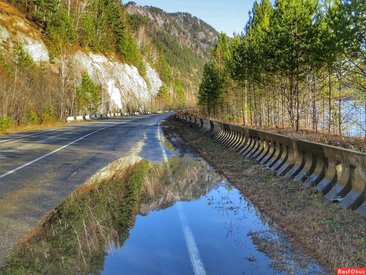 Какая линза встречается по дороге саяногорск черемушки. Дорога Саяногорск Черемушки. Трасса Саяногорск Черемушки. Хакасия Енисей Саяногорск. Черёмушки Хакасия природа.