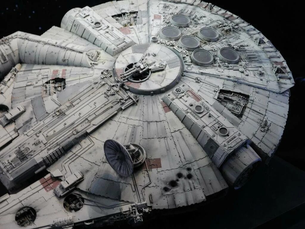 Авиапарк сокол тысячелетия. Сокол тысячелетия размеры. Сокол тысячелетия размеры. Revell 1/72 звездные войны "тысячелетний сокол". Lego star wars millennium falcon 75105.