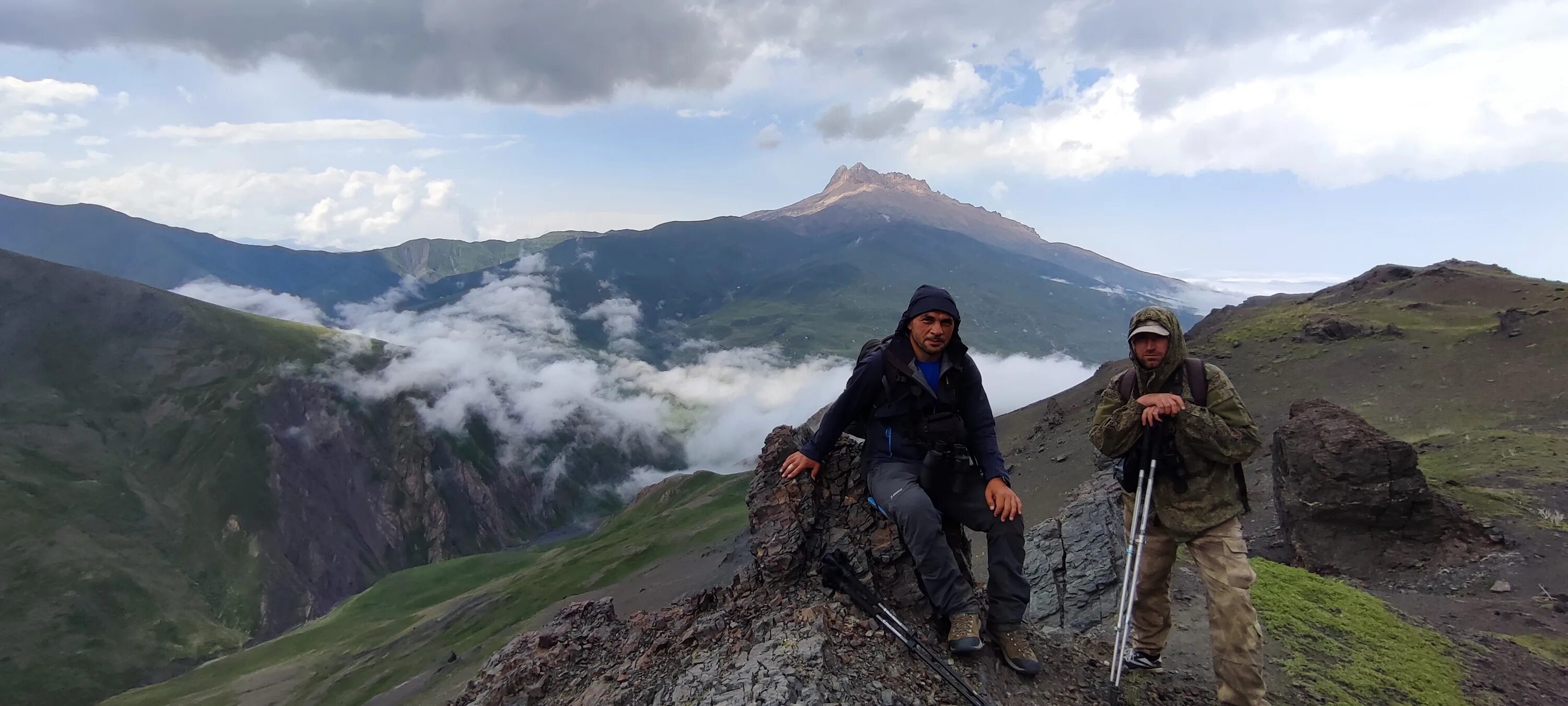 Экотуризм в байкальский заповедник. Визит центр байкал заповедный танхой. Экскурсия с гидом. Тропа боровск верея. Байкальский заповедник туристическая тропа.