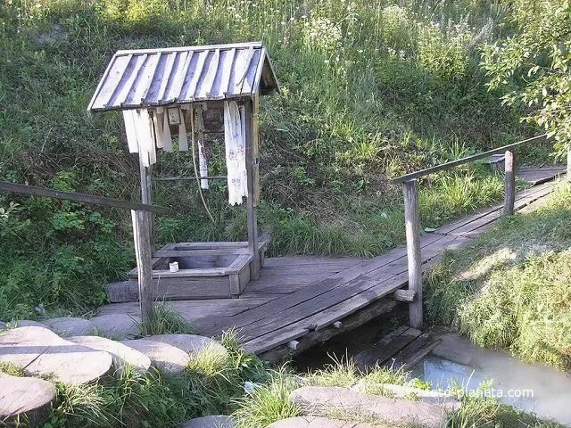 Семь родников. Клёповка Родник. Бутурлиновский район шипов лес. Святой источник Шипово Алексин. Морской колодец.