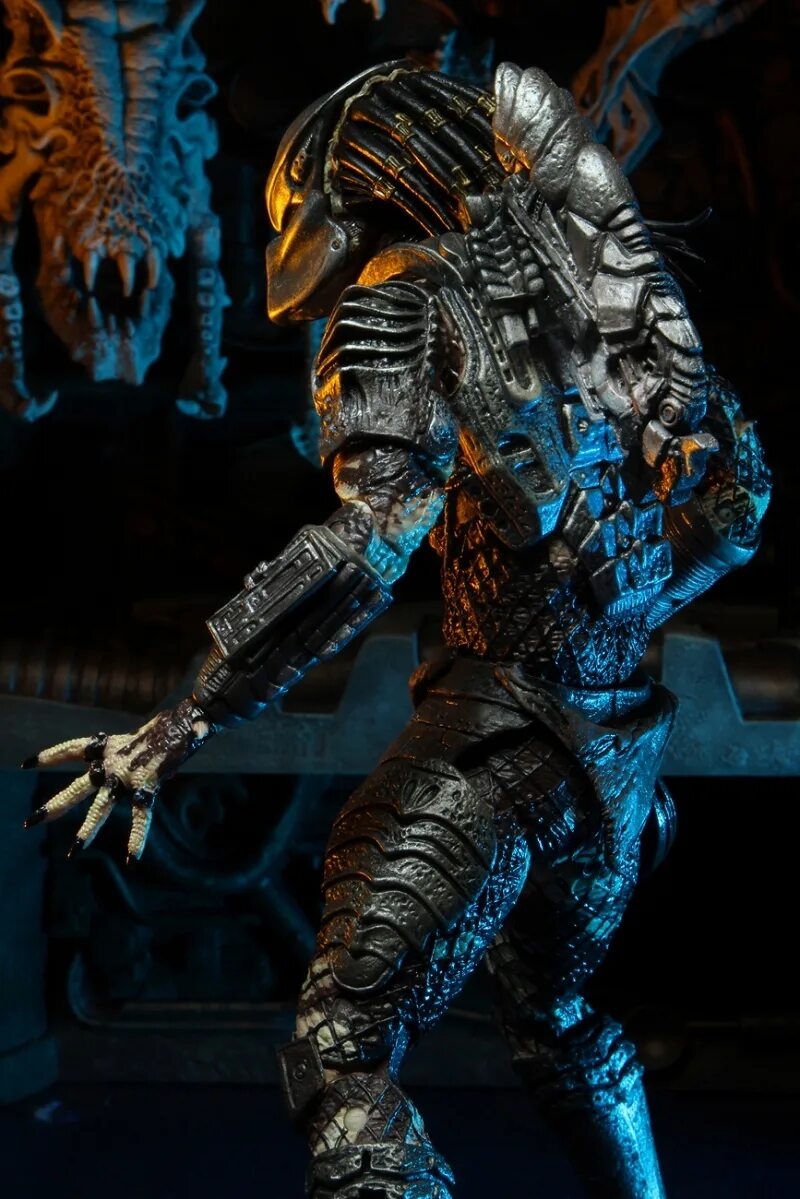 Хищники 2 класс. NECA Ultimate Scout Predator. NECA Predator 2 - Scout Predator Ultimate. NECA Predator Scout. Ultimate NECA Predator Volf.