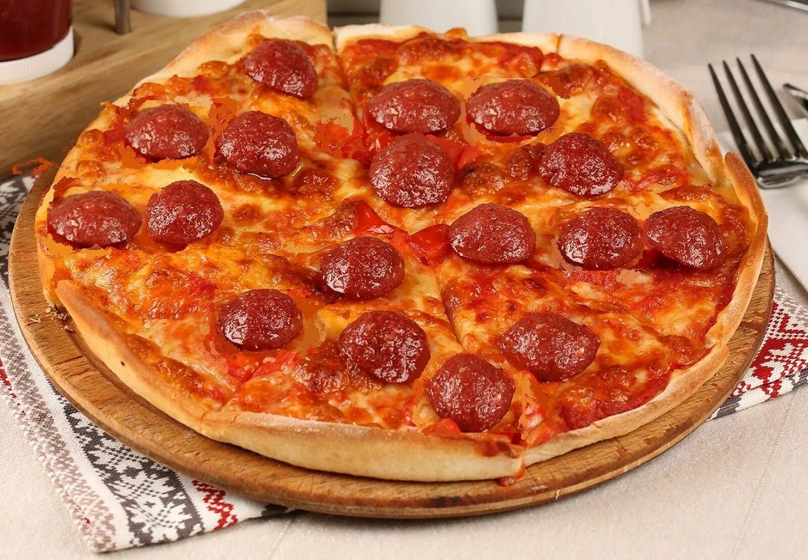 Пицца острая. Пицца острый Чили. Пицца 60 см.
