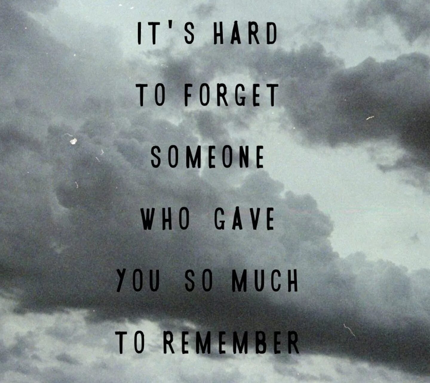 Фразы на англ про одиночество. Они грустные на английском. Они грустные на английском. Грустные названия. Слова на аву.