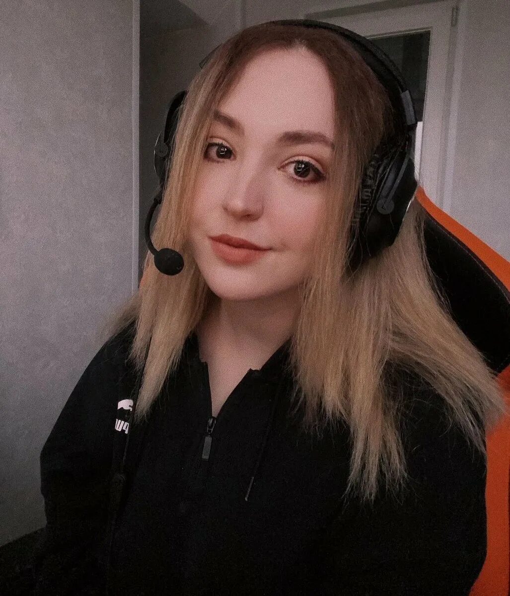 Таня синди твич. Sindi twitch. Sindi твич. Sindi twitch. Синди 89.