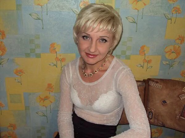 Привет познакомимся. Красивые взрослые женщины. Getwap. Давай сейчас познакомиться. Давай сейчас познакомиться.