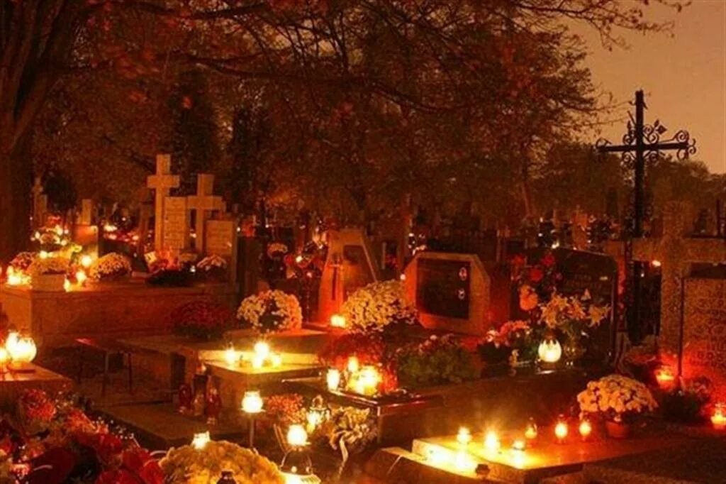 Традиции дня всех святых. La toussaint праздник во франции. день всех святых (all saints day). католический день всех святых (all saints day, hallowmas). 1 ноября: день всех святых (toussaint).