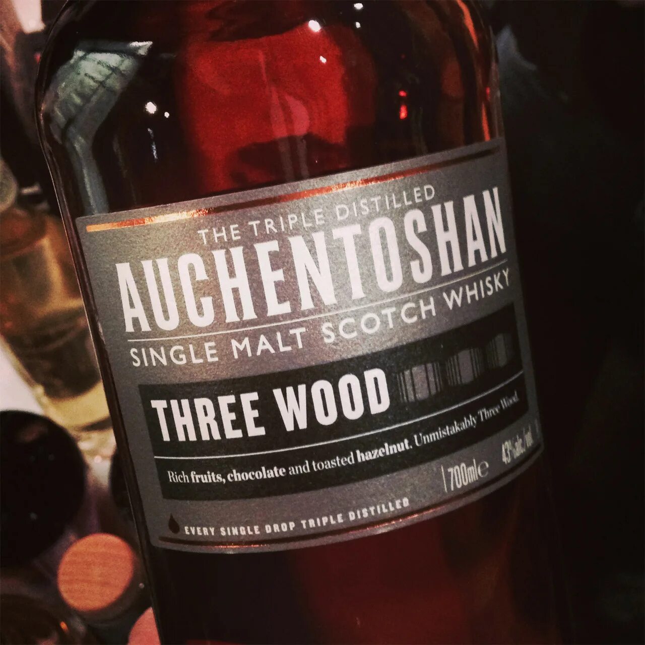 Auchentoshan three. Виски auchentoshan three wood. окентошен виски односолодовый. акентошан американ оак. виски очентошен американ оак.