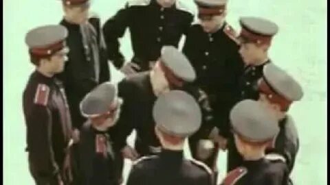 Песня золотыми погонами с юга