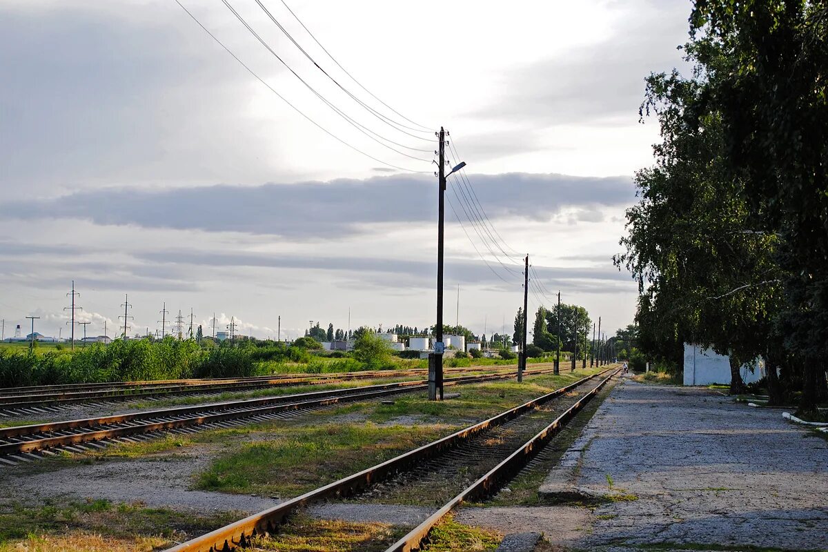 приморско ахтарск поезд. сальск краснодарский край. жд станция приморско ахтарск. железная дорога приморско ахтарск. трасса м4 краснодарский край.