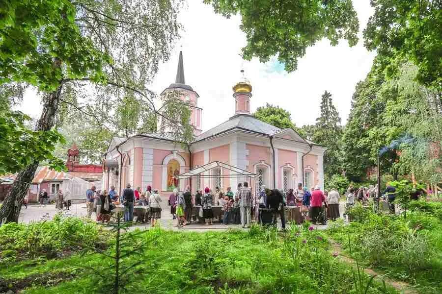 Храм покровское стрешнево. Церковь пресвятой богородицы покровское стрешнево. Храм покрова пресвятой богородицы покровское стрешнево. Храм покрова пресвятой богородицы покрово стрешнево. Храм покрова пресвятой богородицы волоколамское шоссе.