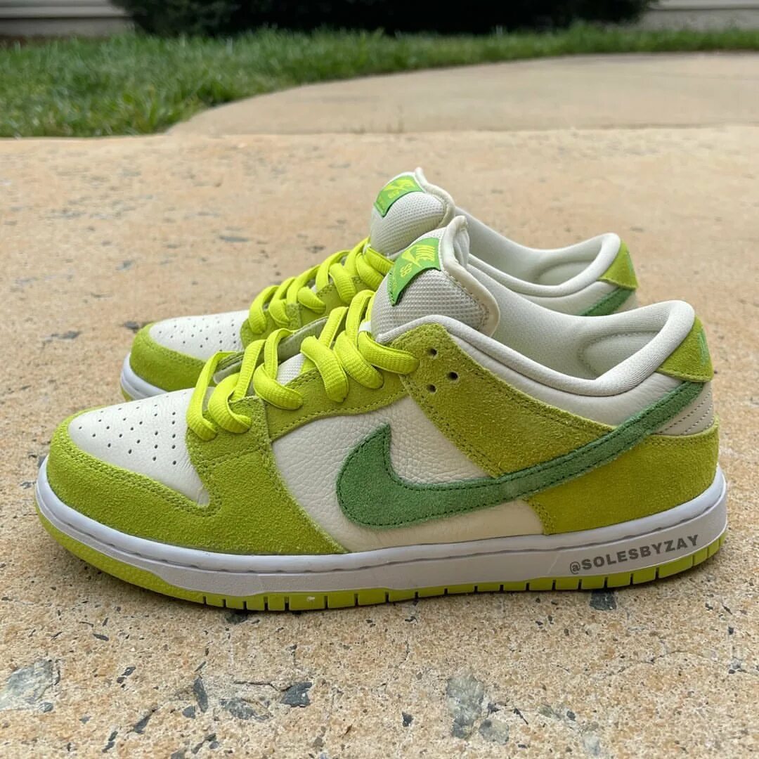 Dunk оригинал купить. Nike SB Dunk Low Green Apple 2022. Nike SB Dunk Low Green. Nike SB Dunk Low Pro Green. Кроссовки Nike SB Dunk Low Green Apple.