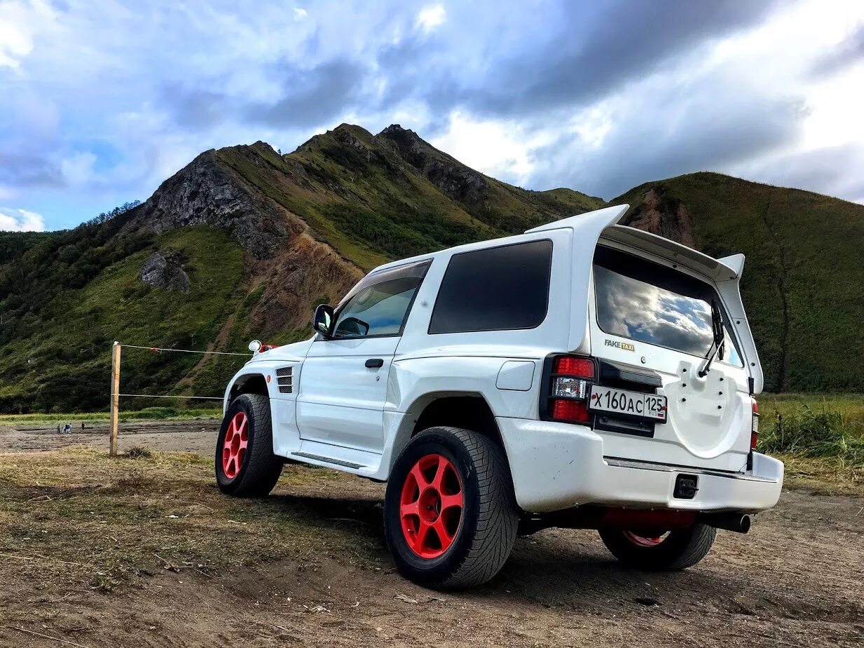 Митсубиси Паджеро Эволюшн. Митсубиси Паджеро 2 Эволюшн. Mitsubishi Pajero Evolution 1997. Pajero 3 Evolution. Паджеро эво