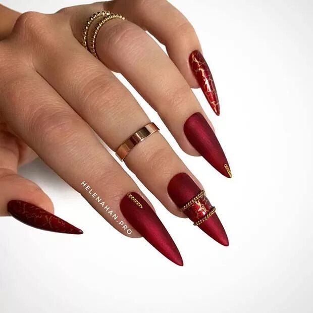 Maja (like "Maya") Stark on Instagram: "Sculpted Stiletto Nails Ombre Red to Bla