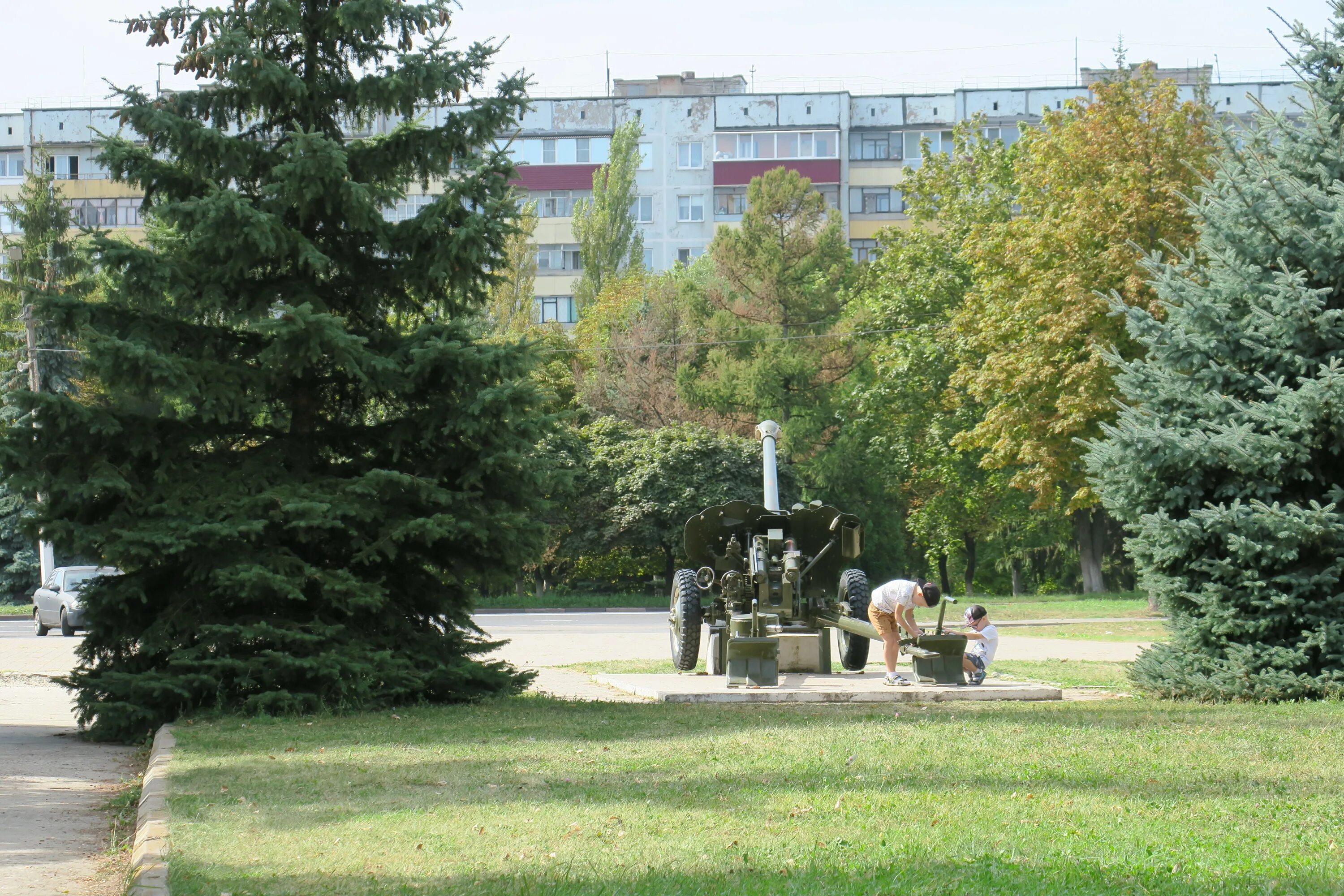 Курск железногорск купить. Город Железногорск Курская область. Железногорск Курская область 2000. Парковая 4 Железногорск Курская. Парк Железногорск Курская область.