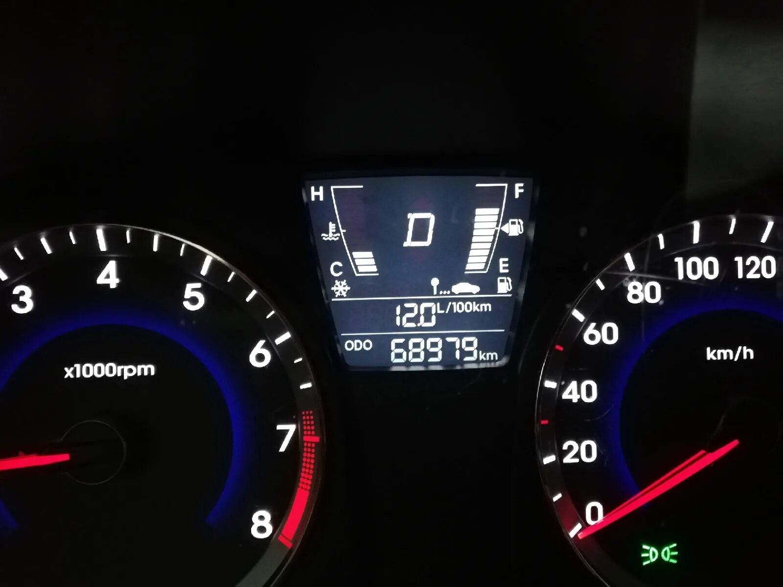 хендай портер 1 давление в шинах r16. шильдик тсу hyundai tucson. давление в шинах хендай h1. давление в шинах хендай элантра. давление в шинах hyundai tucson.