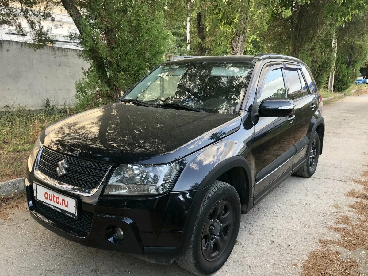 Сузуки витара 2011 купить. Suzuki Grand Vitara 2011 черный. Suzuki Grand Vitara 2011 Black. Сузуки Гранд Витара 2011 черная. Литье 18 Сузуки Гранд Витара 2011.