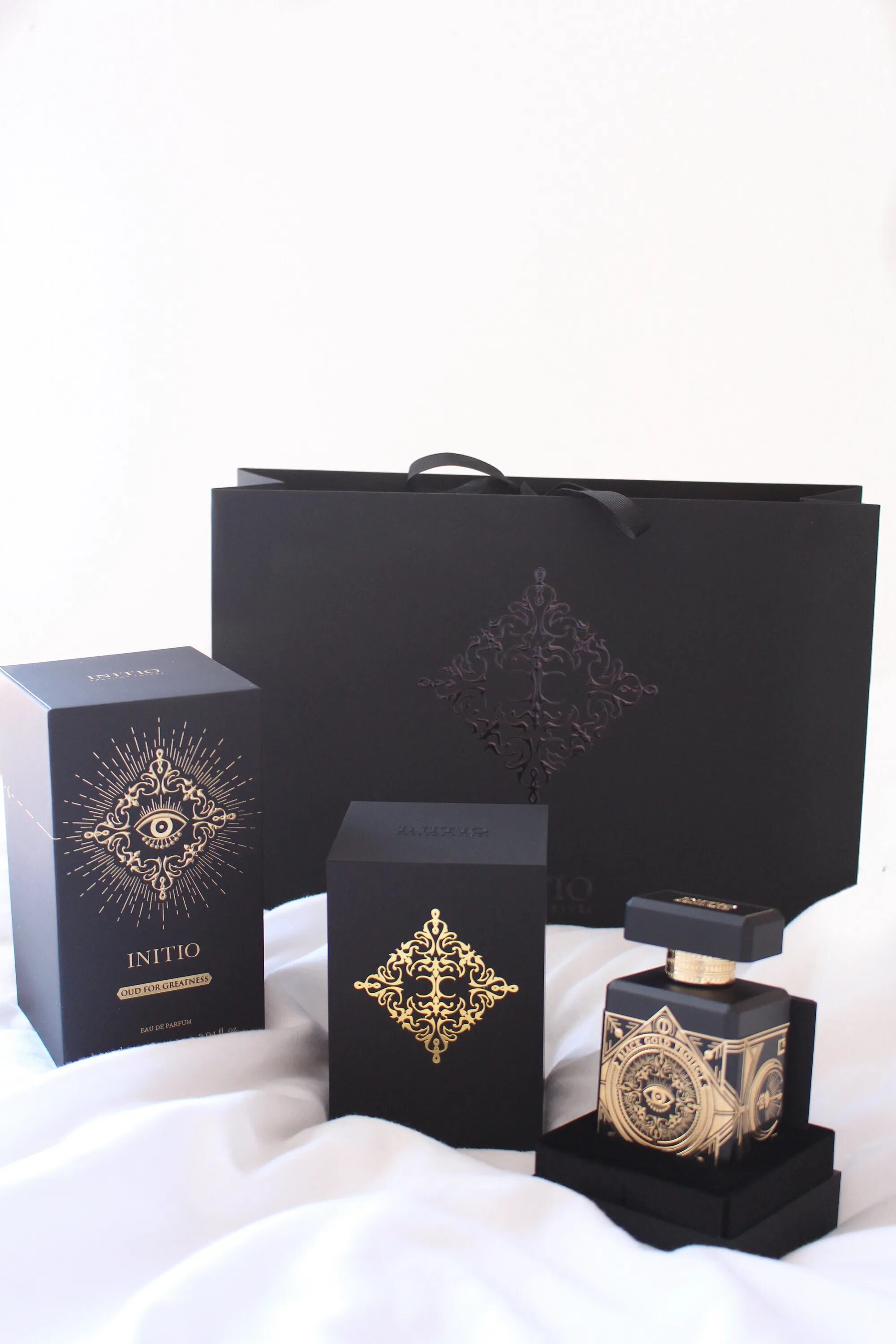 Initio Parfums oud for Greatness 90ml. Парфюм Initio Black Gold Project. Инитио Парфюм oud for Greatness. Initio Parfums prives oud for Happiness. Initio духи оригинал